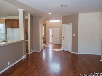 10403 Rainbow View, Helotes, TX 78023 - photo 4