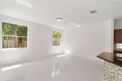 11352 NW 46th Ln, Doral, FL 33178 - photo 7