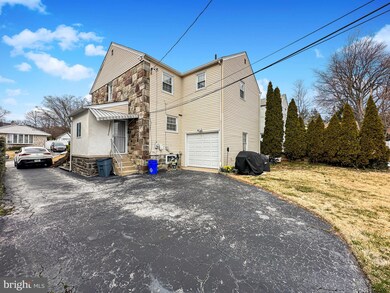 525 Broadview Rd, Upper Darby, PA 19082 - photo 4