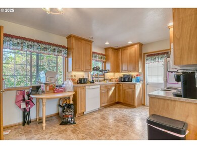 3307 SW Kirk Ave, Pendleton, OR 97801 - photo 7