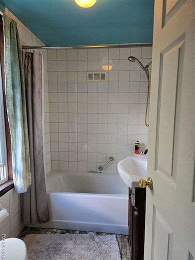 1470 E Pearl Ave, Hazel Park, MI 48030 - photo 7