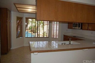 GOURMET KITCHEN