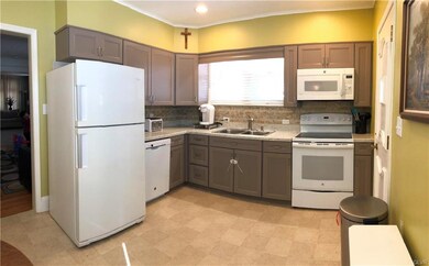 1724 W Highland St, Allentown, PA 18104 - photo 7