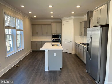 8604 Schappell Way, Jessup, MD 20794 - photo 5