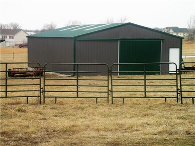 30x50 metal outbuilding has skylights built in for