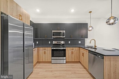 140 Church St unit C7, Phoenixville, PA 19460 - photo 7