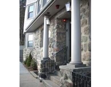 41 Commonwealth Ave unit 10, Chestnut Hill, MA 02467 - photo 7