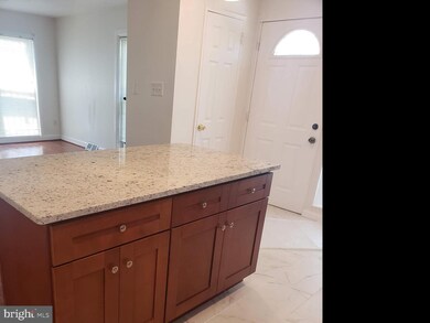 901 E Meadows Ct, Oxon Hill, MD 20745 - photo 5