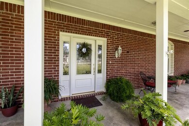 109 Imperial Mammoth Valley Ln, Weatherford, TX 76085 - photo 2