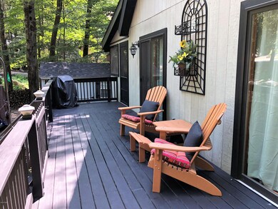 1032 Canary Ln, Lake Ariel, PA 18436 - photo 5