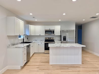 579 3rd St NW, Linton, IN 47441 - photo 2