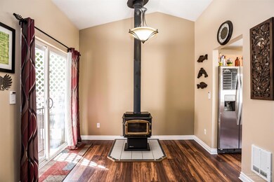 2156 SW 28th St, Redmond, OR 97756 - photo 7