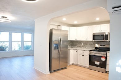 126 Green St unit A, Marblehead, MA 01945 - photo 7