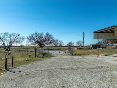 1140 Winn Rd, Bowie, TX 76230 - photo 5