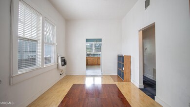 388 Main-103