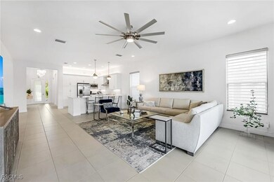 11502 Meadowrun Cir, Fort Myers, FL 33913 - photo 4