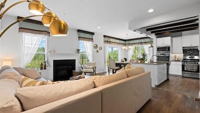 239 Noble Woods Dr, Coraopolis, PA 15108 - photo 4