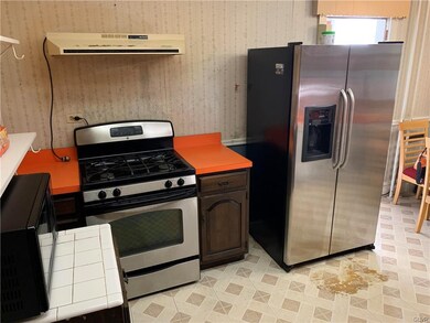 Kitchen with gas range