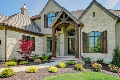 10343 Mohawk Rd, Leawood, KS 66206 - photo 3