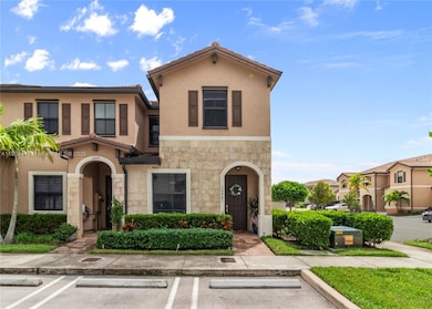 10467 W 34th Ct, Hialeah, FL 33018 - photo 2