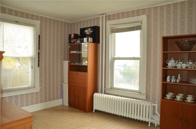 23 Hall Ave, Newport, RI 02840 - photo 7