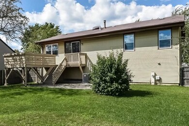 1307 Foxcroft Dr, Aurora, IL 60506 - photo 7