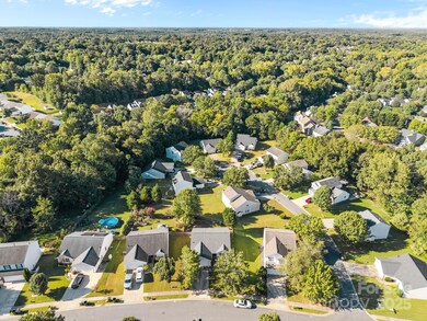 3012 Longspur Dr, Matthews, NC 28105 - photo 3