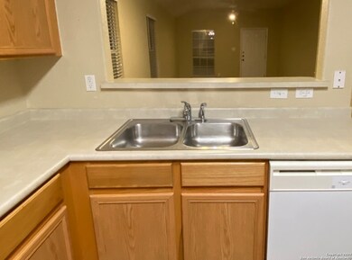 10311 Roseangel Ln, Helotes, TX 78023 - photo 4