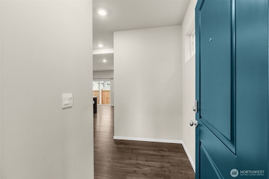 10957 188th St E, Puyallup, WA 98374 - photo 2