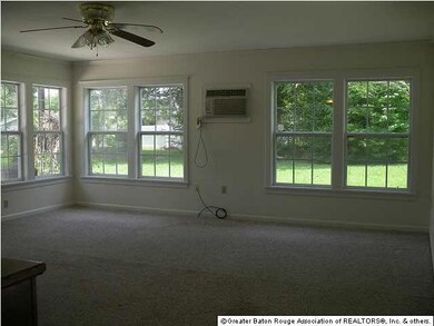Sunroom with 2 entry ways.
