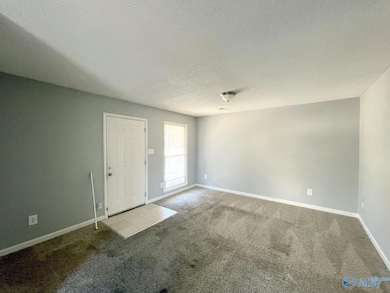 1507 Halston Cir NW unit D, Huntsville, AL 35816 - photo 2