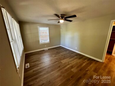 221 Bookington Dr unit A, Lexington, NC 27292 - photo 5