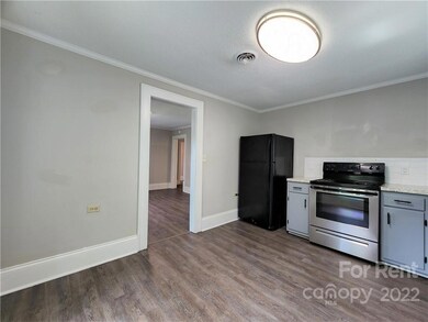 147 N Main Gq St unit B, Salisbury, NC 28146 - photo 7