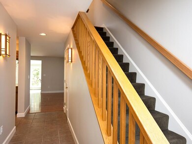 8 Foxglove Ct, Yarmouth, ME 04096 - photo 2