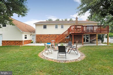 429 Catherine St, Greencastle, PA 17225 - photo 3