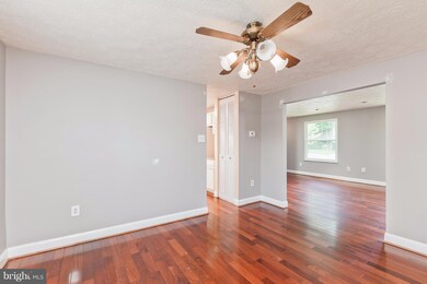 1569 Andover Ln, Frederick, MD 21702 - photo 5