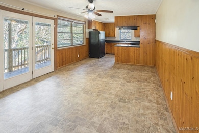 1422 Flamingo Ln, Montgomery, AL 36116 - photo 5