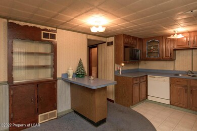 5 Bowman Ave, Kingston, PA 18704 - photo 2