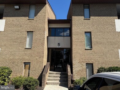 531 Florida Ave unit 104, Herndon, VA 20170 - photo 3