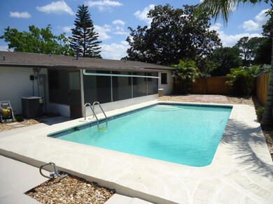 pool & scr porch