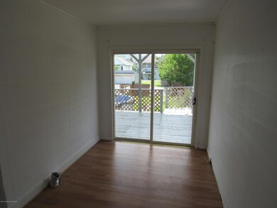 620 Maple St, Scranton, PA 18505 - photo 5