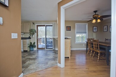 25 Scott Hollow Dr, Holyoke, MA 01040 - photo 5