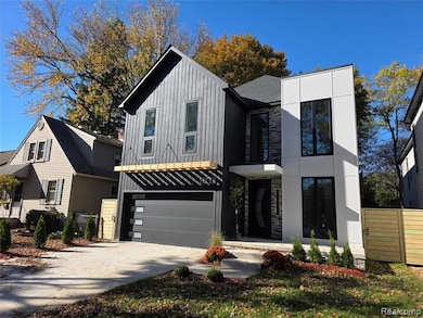 1833 N Washington Ave, Royal Oak, MI 48073 - photo 2