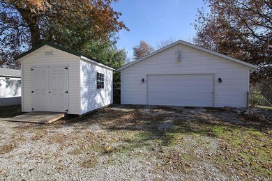 SECOND OUT-BUILDING WITH 1 BEDROOM/1 BATH GUEST QU