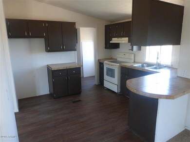 13830 S Sharon-kitchen