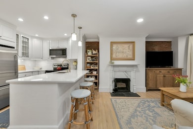 94 Waltham St unit 2, Boston, MA 02118 - photo 3