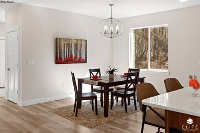 17610SBirchwoodLp(12of28) - Photo Simila