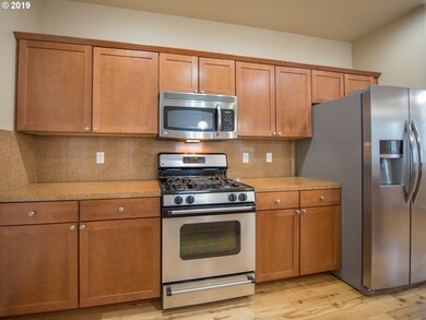 2583 Park View Dr, Eugene, OR 97408 - photo 7