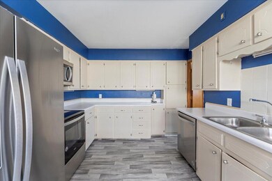 12-ElderSt_012