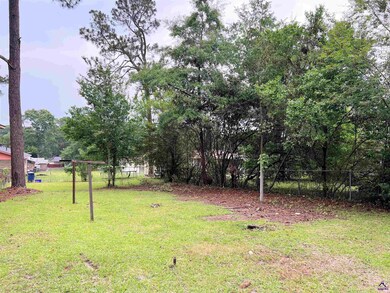 3137 Kevin Dr, Macon, GA 31211 - photo 2